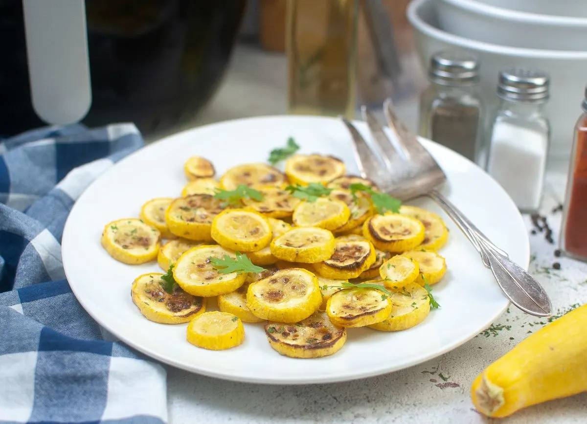 Air Fryer Squash on a plate.