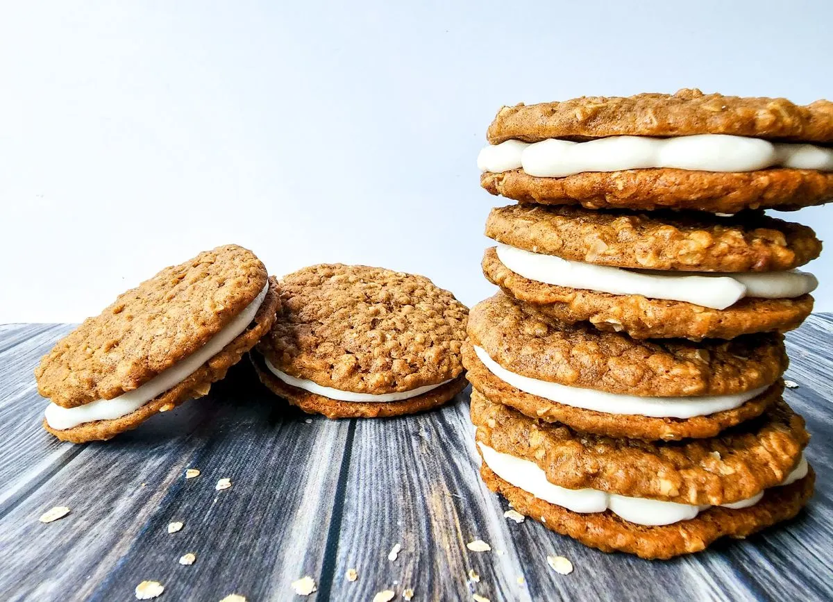 Oatmeal Cream Pie Recipe