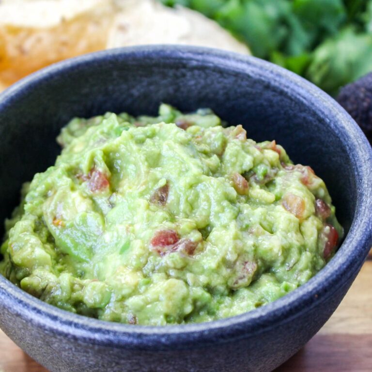 Closely looking at who made guacamole.